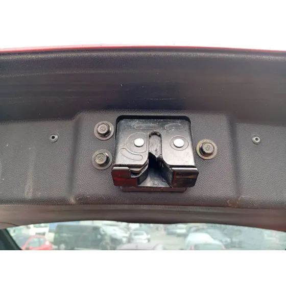 Cerradura Maletero / Porton para Mazda 5 (Cr)