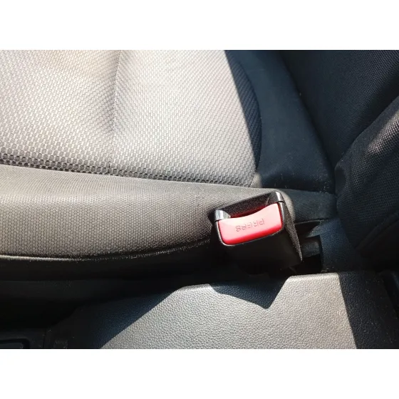 Enganche Cinturon Delantero Derecho para Mazda 5 (Cr)