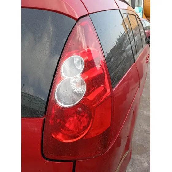 Piloto Trasero Derecho para Mazda 5 (Cr)