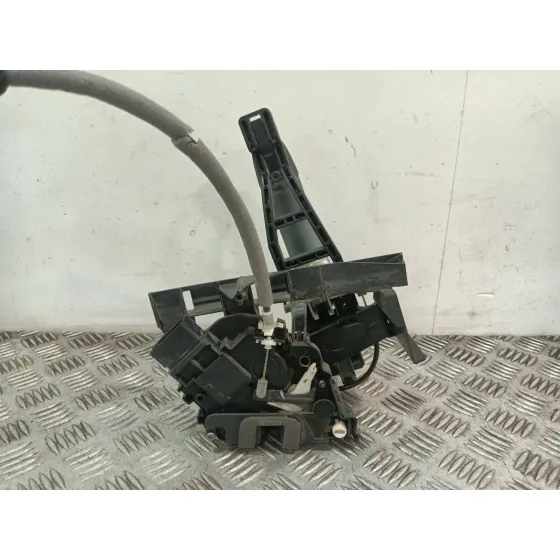 Cerradura Puerta Trasera Derecha para Ford Mondeo Ber. (Ca2)