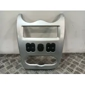 Moldura para Dacia Logan