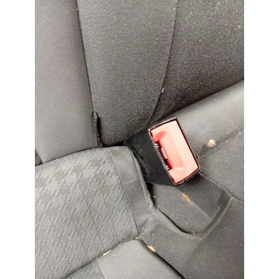 Enganche Cinturon Trasero Derecho para Audi A1 (8X1, 8Xk)