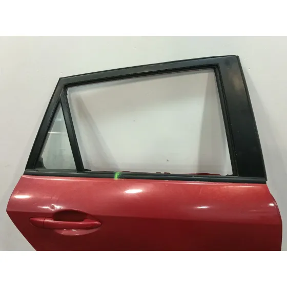 Puerta Trasera Derecha para Mazda 3 Lim. (Bl)