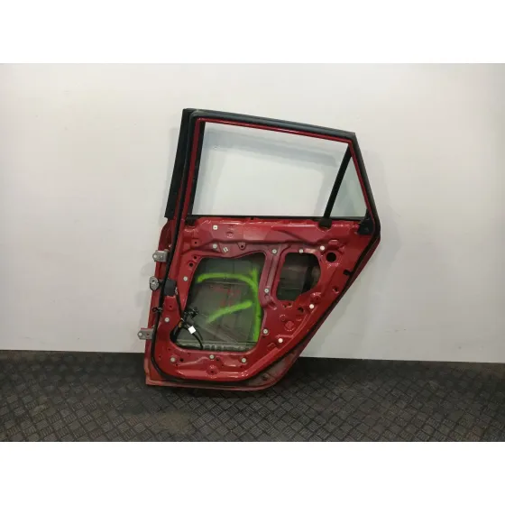 Puerta Trasera Derecha para Mazda 3 Lim. (Bl)