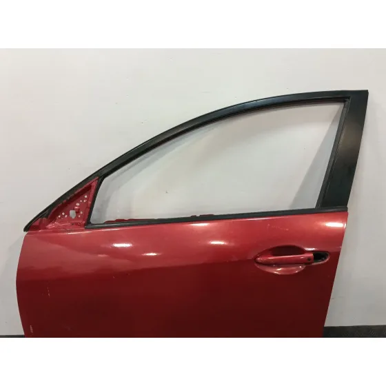 Puerta Delantera Izquierda para Mazda 3 Lim. (Bl)