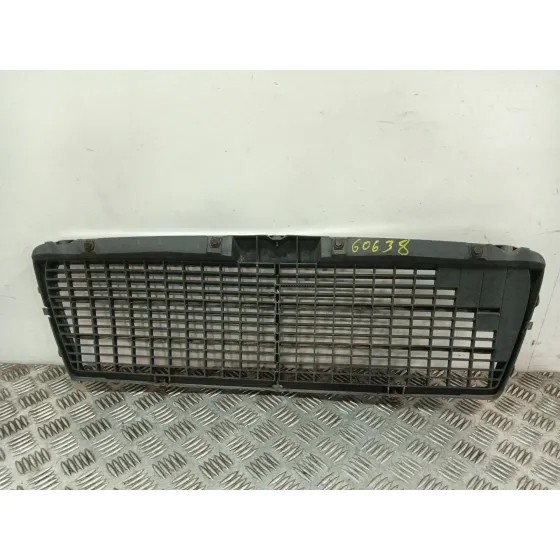 Rejilla Delantera para Mercedes-Benz Clase E (W210)