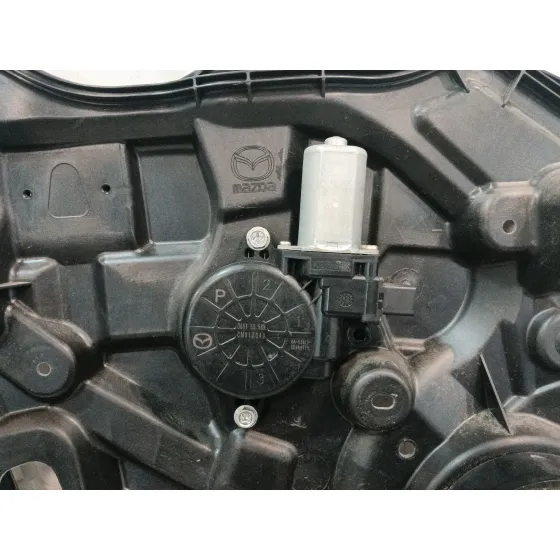 Elevalunas Delantero Izquierdo para Mazda 3 Lim. (Bl)