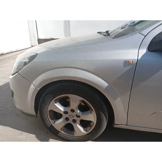 Aleta Delantera Izquierda para Opel Astra H (A04)