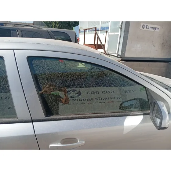 Luna Delantera Derecha para Opel Astra H (A04)