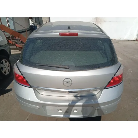 Porton Trasero para Opel Astra H (A04)