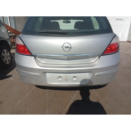 Refuerzo Paragolpes Trasero para Opel Astra H (A04)