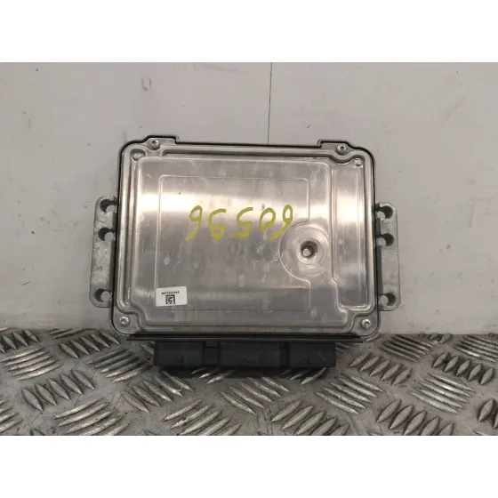 Centralita Motor Uce para Mazda 3 (Bk)