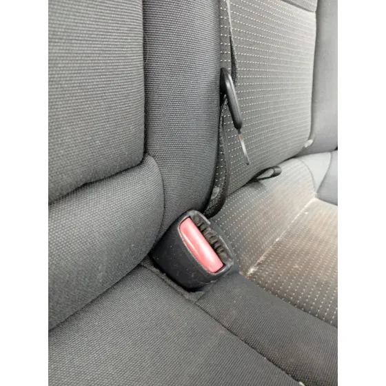 Enganche Cinturon Trasero Izquierdo para Saab 9-5 Station Wagon (Ys3E)