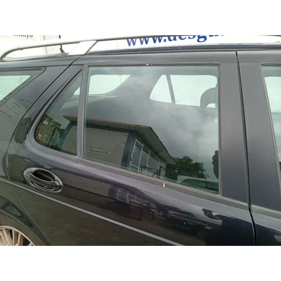 Luna Trasera Derecha para Saab 9-5 Station Wagon (Ys3E)