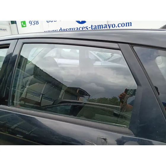 Luna Trasera Izquierda para Kia Cerato I Hatchback (Ld)