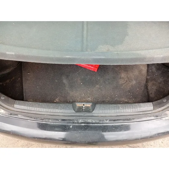 Moqueta Maletero para Kia Cerato I Hatchback (Ld)