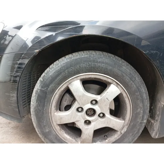 Paso De Rueda Delantero Izquierdo para Kia Cerato I Hatchback (Ld)