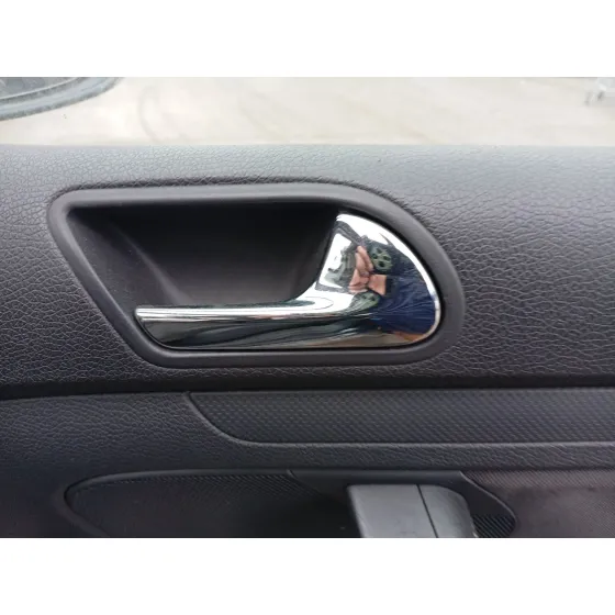 Maneta Interior Delantera Derecha para Volkswagen Golf V (1K1)