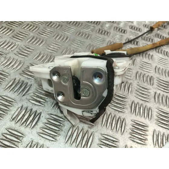 Cerradura Puerta Delantera Derecha para Mazda 3 Lim. (Bl)