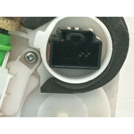 Cerradura Puerta Trasera Derecha para Mazda 3 Lim. (Bl)