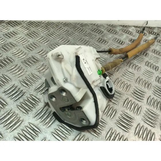 Cerradura Puerta Trasera Derecha para Mazda 3 Lim. (Bl)