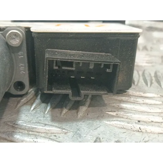 Elevalunas Trasero Izquierdo para Skoda Fabia Iii (Nj3)