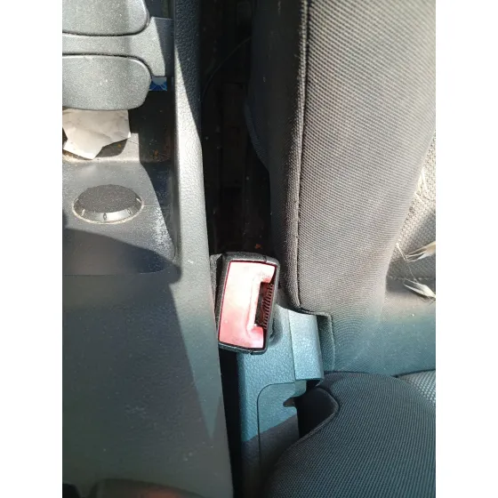 Enganche Cinturon Delantero Derecho para Chevrolet Cruze (J300)