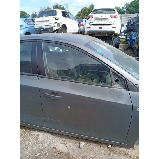 Puerta Delantera Derecha para Chevrolet Cruze (J300)