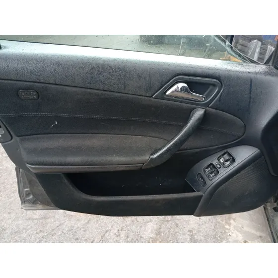 Elevalunas Delantero Izquierdo para Mercedes-Benz Clase C (W203)