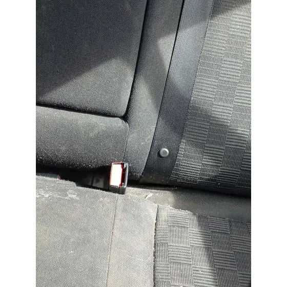 Enganche Cinturon Trasero Izquierdo para Mercedes-Benz Clase C (W203)