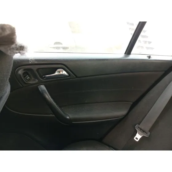 Guarnecido Puerta Trasera Derecha para Mercedes-Benz Clase C (W203)