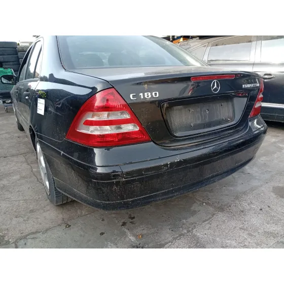 Paragolpes Trasero para Mercedes-Benz Clase C (W203)