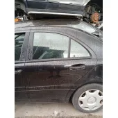 Puerta Trasera Izquierda para Mercedes-Benz Clase C (W203)