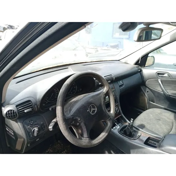 Salpicadero para Mercedes-Benz Clase C (W203)