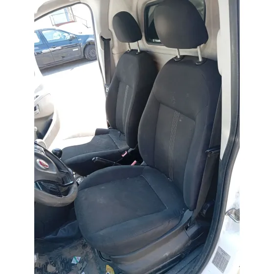 Asiento Delantero Izquierdo para Fiat Fiorino Furgoneta/Monovolumen (225_)