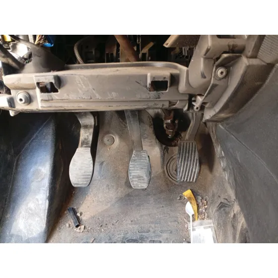 Pedal Embrague para Fiat Fiorino Furgoneta/Monovolumen (225_)