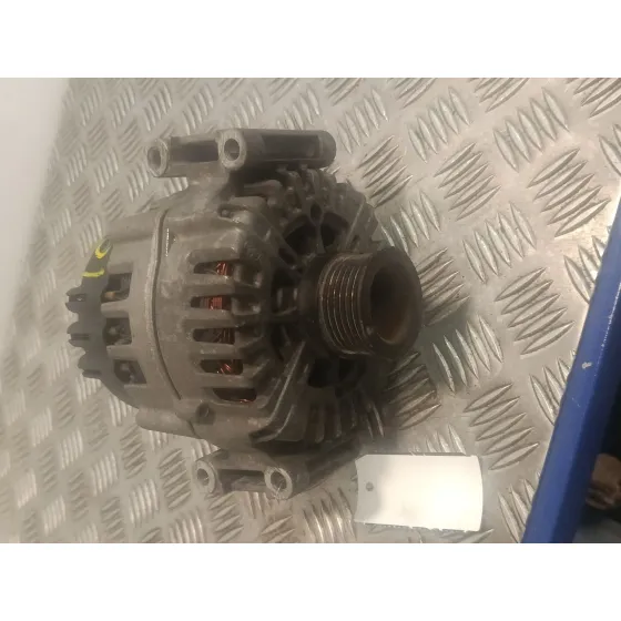 Alternador para Mercedes-Benz Clase C T-Model (S205)