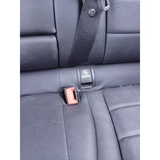 Enganche Cinturon Trasero Izquierdo para Mercedes-Benz Clase C T-Model (S205)