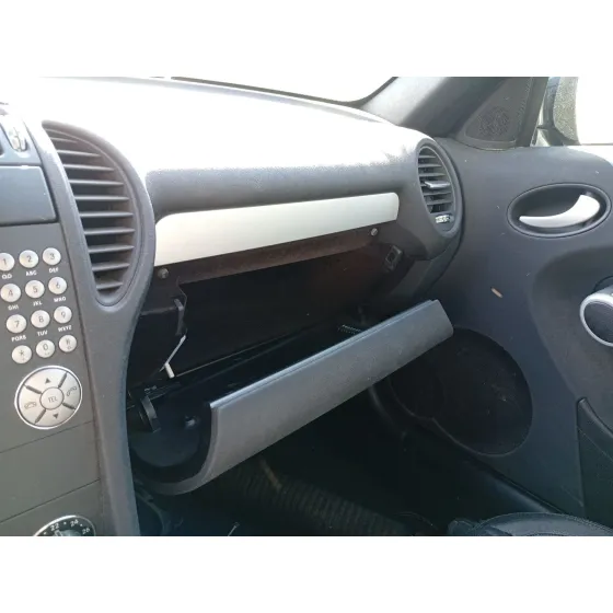 Guantera para Mercedes-Benz Slk (R171)