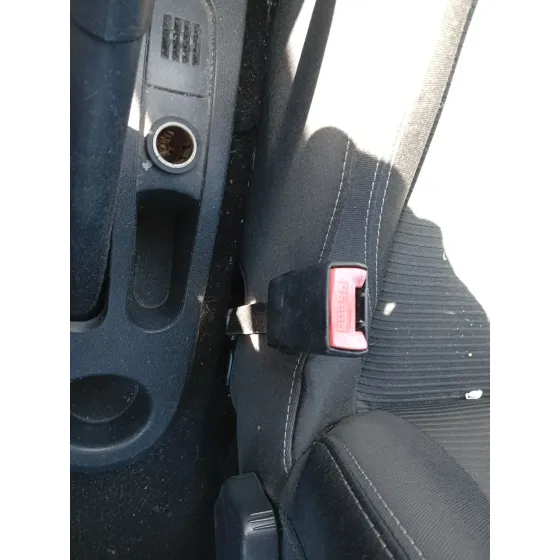 Enganche Cinturon Delantero Derecho para Renault Clio Iii (Br0/1, Cr0/1)