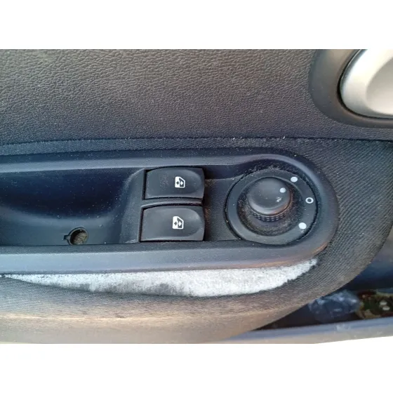 Mando Elevalunas Delantero Izquierdo para Renault Clio Iii (Br0/1, Cr0/1)