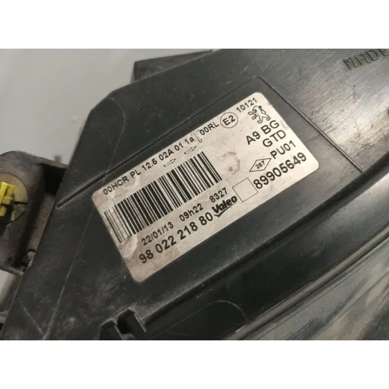 Faro Izquierdo para Peugeot 208 I (Ca_, Cc_)