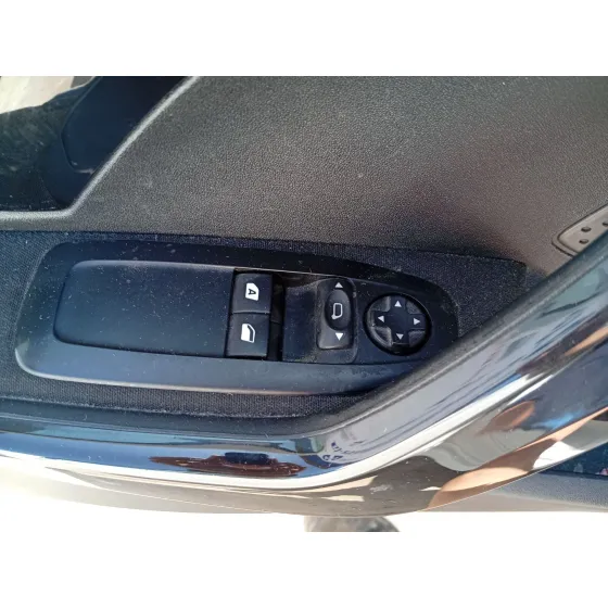 Mando Elevalunas Delantero Izquierdo para Peugeot 208 I (Ca_, Cc_)