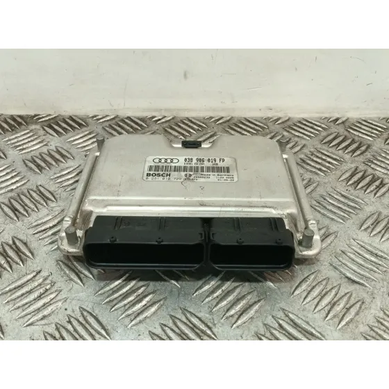 Centralita Motor Uce para Audi A4 B6 (8E2)
