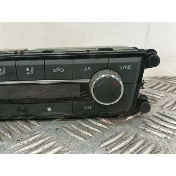 Mando Climatizador para Seat Ibiza (Kj1)