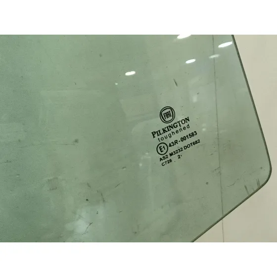 Luna Delantera Izquierda para Fiat Nuova 500 (150)