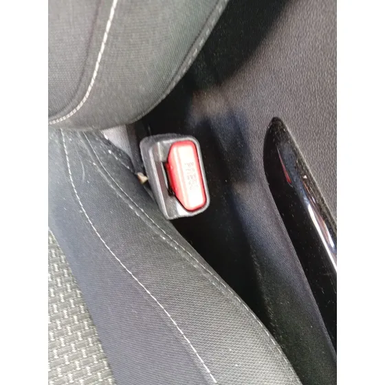 Enganche Cinturon Delantero Derecho para Renault Kadjar (Ha_, Hl_)