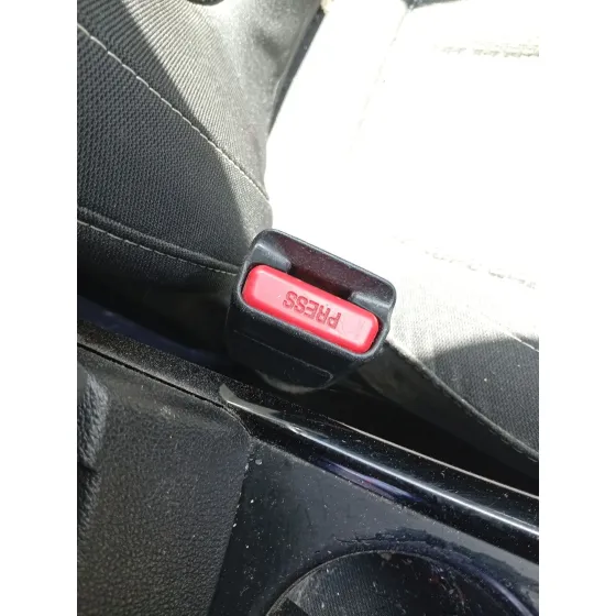 Enganche Cinturon Delantero Izquierdo para Renault Kadjar (Ha_, Hl_)