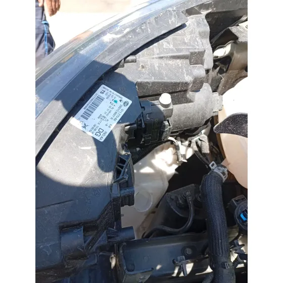 Faro Derecho para Renault Kadjar (Ha_, Hl_)