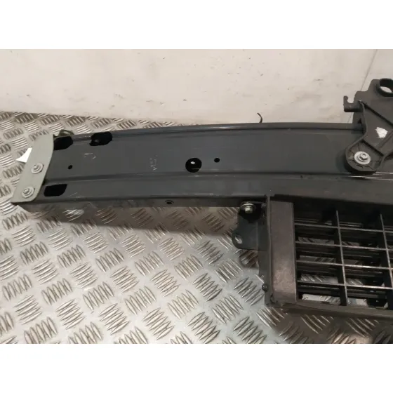 Travesano Superior Parte Frontal para Renault Kadjar (Ha_, Hl_)